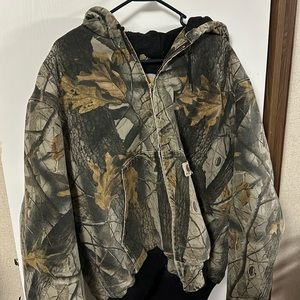 Vintage Carhartt camo jacket